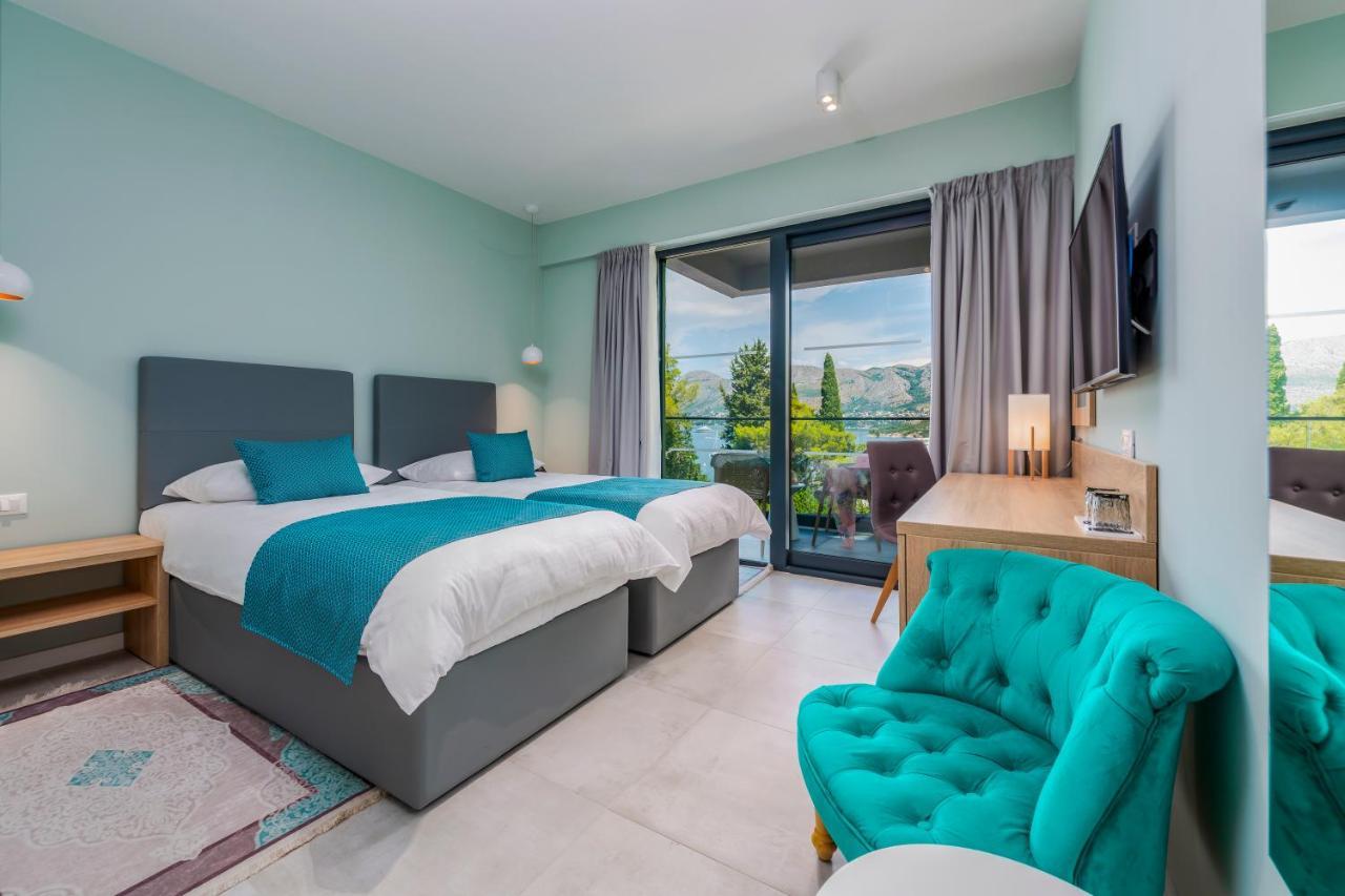 Hotel Seventh 챠브타트 외부 사진