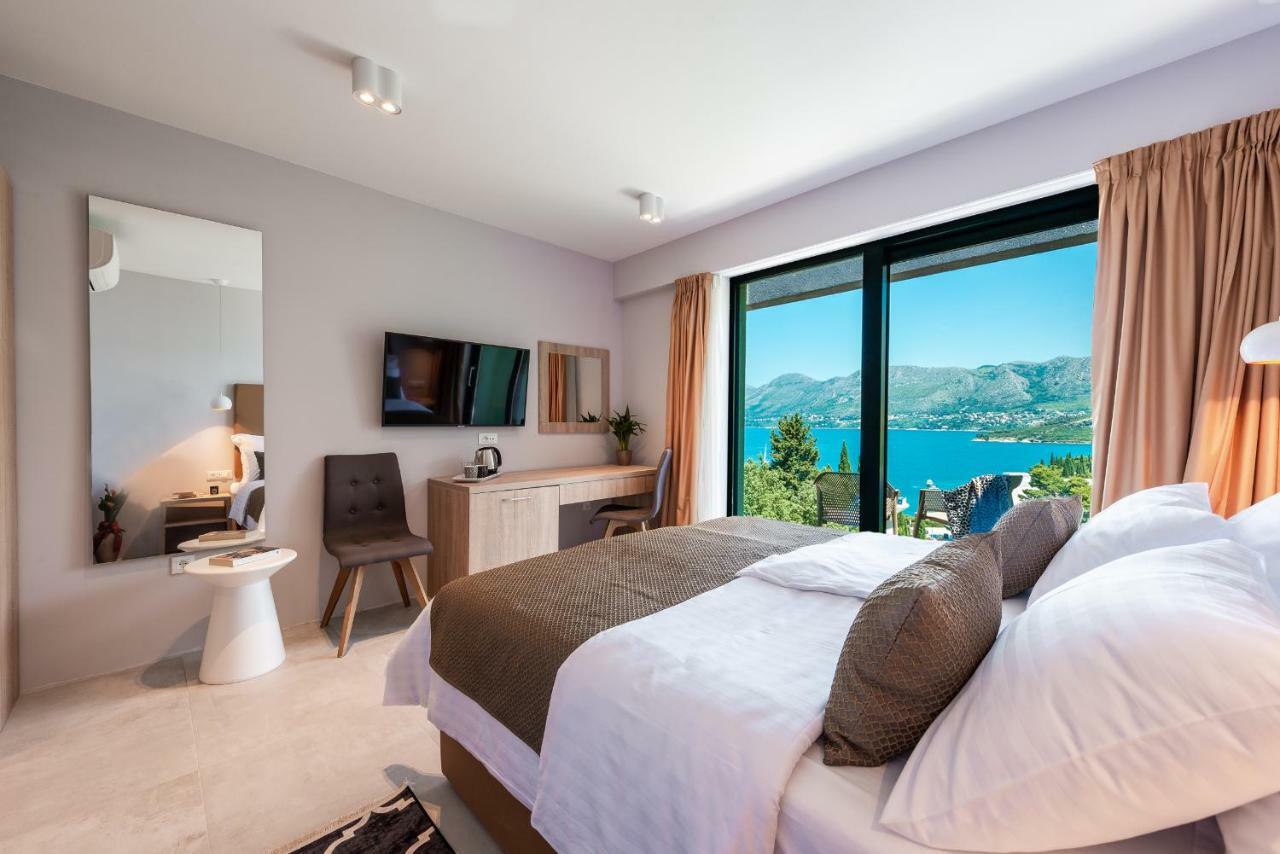 Hotel Seventh 챠브타트 외부 사진